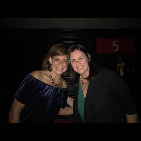 Meet your Posher, Laurie - Picture 1 of 1